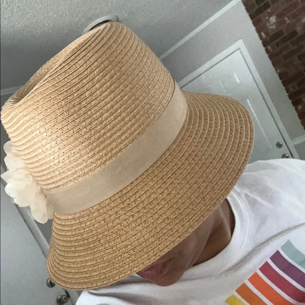 Elegant Tan Sun Hat with Cream Flower Accent